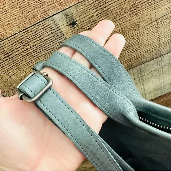 NWOT Latico Handcrafted Full Grain Leather Mick Crossbody - Charcoal - Picture 9 of 15